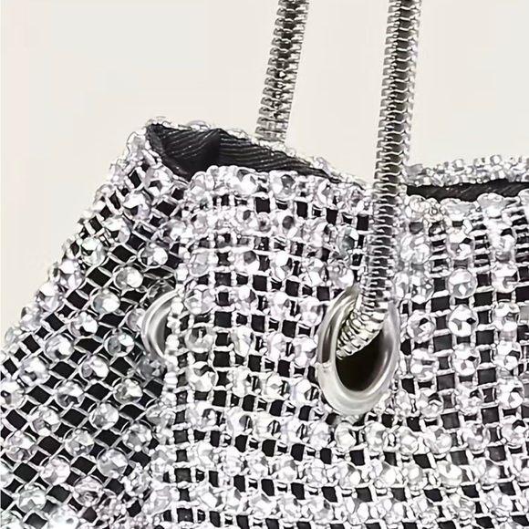 Gorgeous boutique full rhinestone mini drawstring evening crossbody satchel NWT - Picture 9 of 13